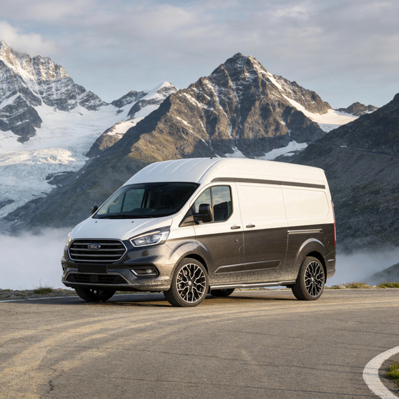 4x RUEDAS 18 Invierno FORD TOURNEO CUSTOM I Nokian 235/50 R18